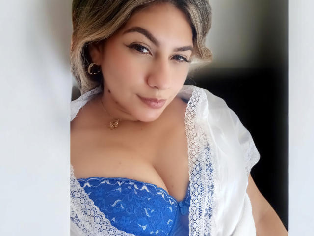 AnastaciaMonaco - Live porn &amp; sex cam - 23731429