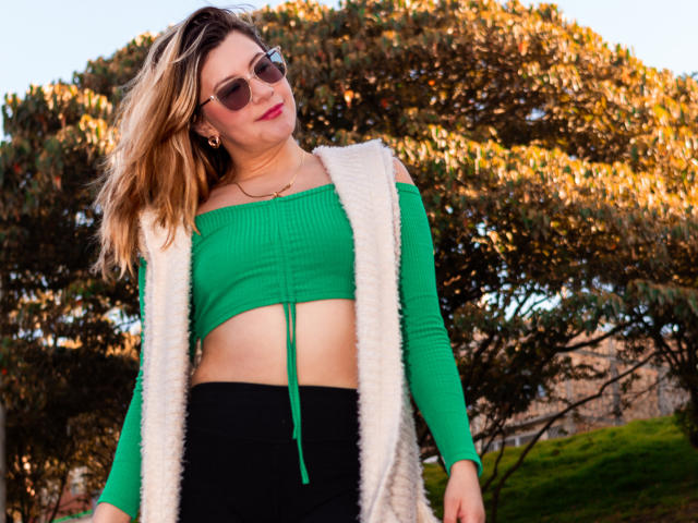 ChanellTaylorS - ライブポルノ&amp;セックスカム - 23731629