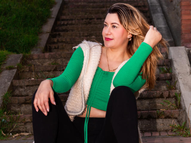 ChanellTaylorS - Live sex cam - 23731681