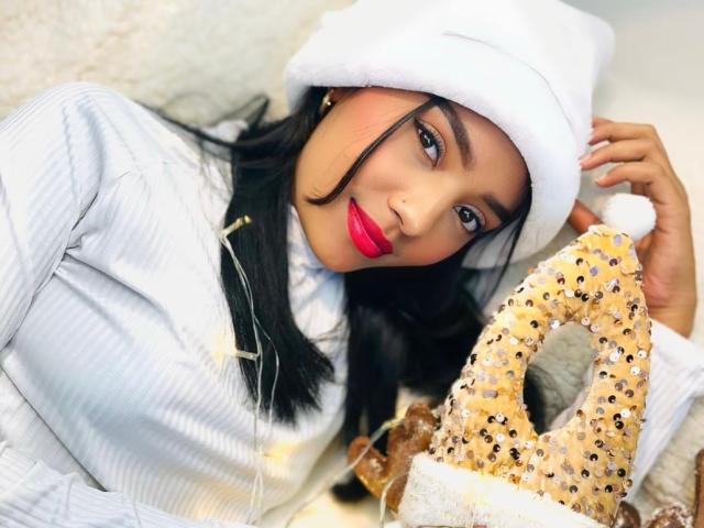 MissCharlotts - Camera khiêu dâm &amp; quyến rũ trực tiếp - 23734069