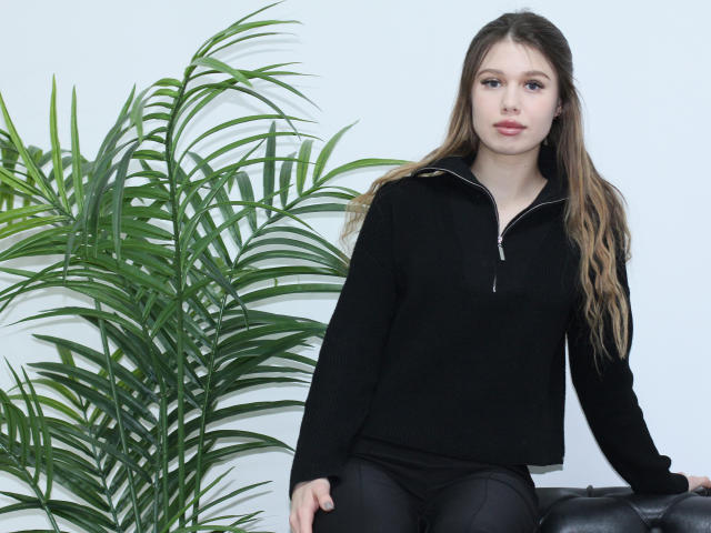 LolaJohnston - сексуальная веб-камера в реальном времени - 23734341