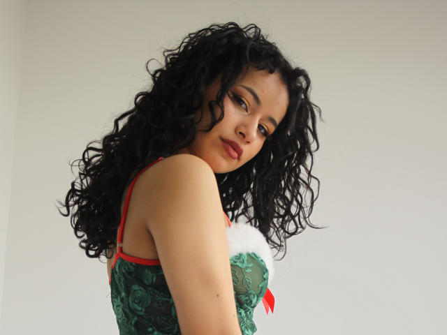 HeilyPeterson - Live porn &amp; sex cam - 23736737