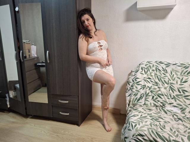 LaFrancaiseJessy - Live porn &amp; sex cam - 23737489