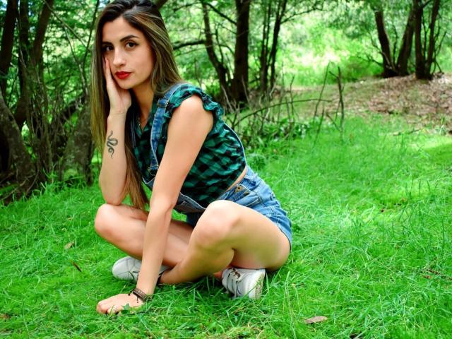 KatherinGrey - Live Sex Cam - 23738137