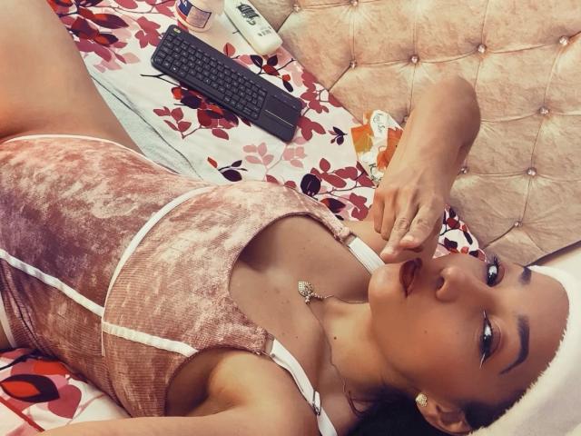 AmberDemons - Live sex cam - 23739917