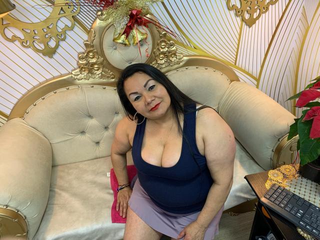 EllenaMilf - Live porn &amp; sex cam - 23743925