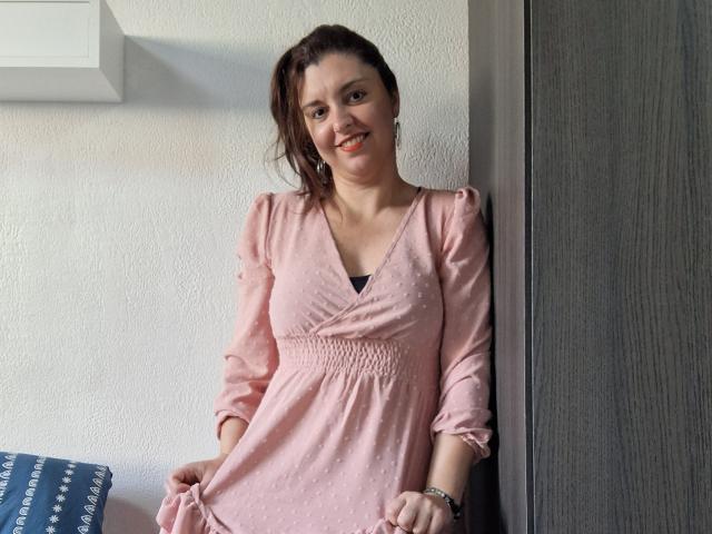 LaFrancaiseJessy - Live porn &amp; sex cam - 23749353