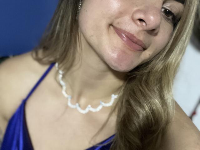 AtheneaRossi - Live porn &amp; sex cam - 23752049