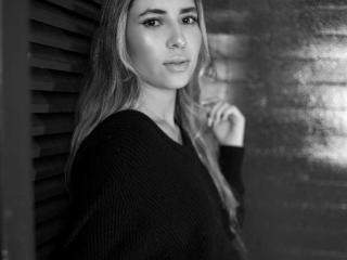 ScarlettKhan - Sexe cam en vivo - 23753177