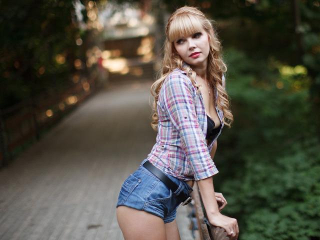 MangeMaCerise - Sexe cam en vivo - 2375412