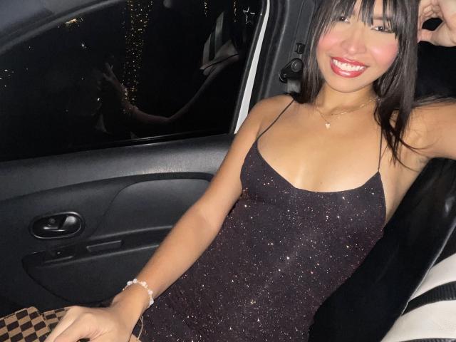 PriscillaRouss - Live porn &amp; sex cam - 23758393