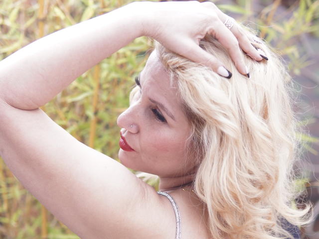 GiuliaAddams - Live porn &amp; sex cam - 23758661