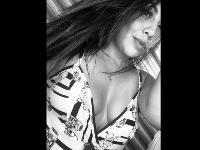 EmilyDurand - Live porn &amp; sex cam - 23763613