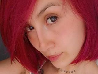 SiraX69 - Live porn &amp; sex cam - 23763869