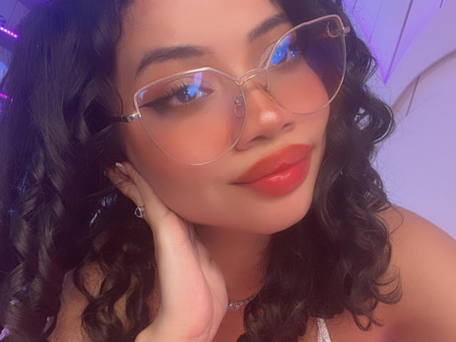 LiliMays - Live sex cam - 23764869