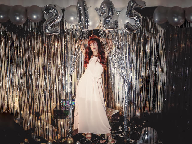 ElyWhitee - Live sex cam - 23765309