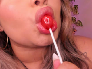 JulianaSoussa - Live sex cam - 23767921