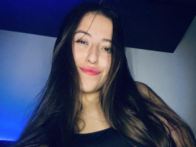 KatiaRogers - Live porn &amp; sex cam - 23773745