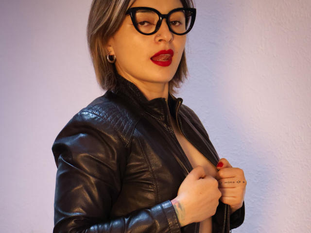 KatParadise - Porno na żywo i seks kamera - 23774889