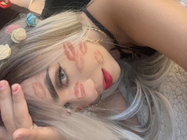 VictoriaGray - Live porn &amp; sex cam - 23778113