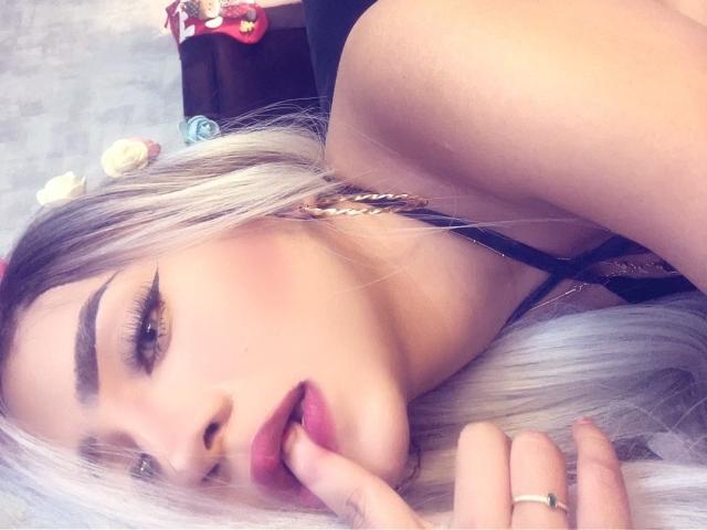 VictoriaGray - Live sex cam - 23778125