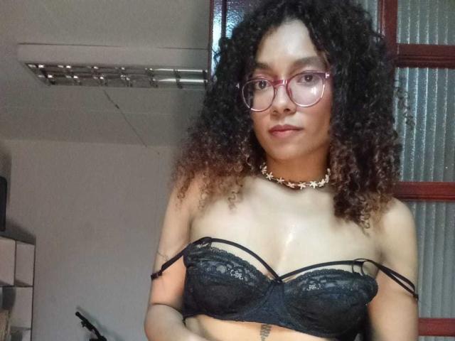 AstridNielsen - Sexe cam en vivo - 23780233