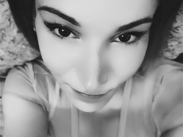 KelyaXox - Live porn &amp; sex cam - 23782789