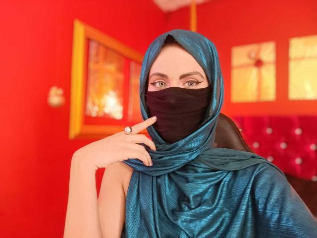 LailaIsa - Live Sex Cam - 23782821