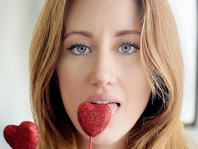 TheTyQueen - Live porn &amp; sex cam - 23783645