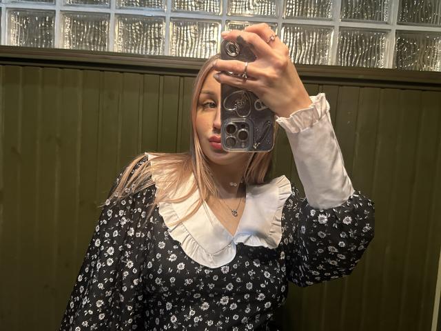 VikkyLikky - Sexe cam en vivo - 23785981