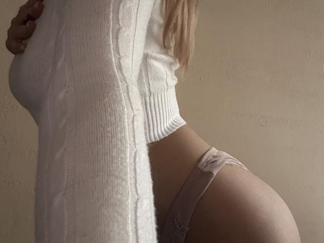 VikkyLikky - Live porn &amp; sex cam - 23786021