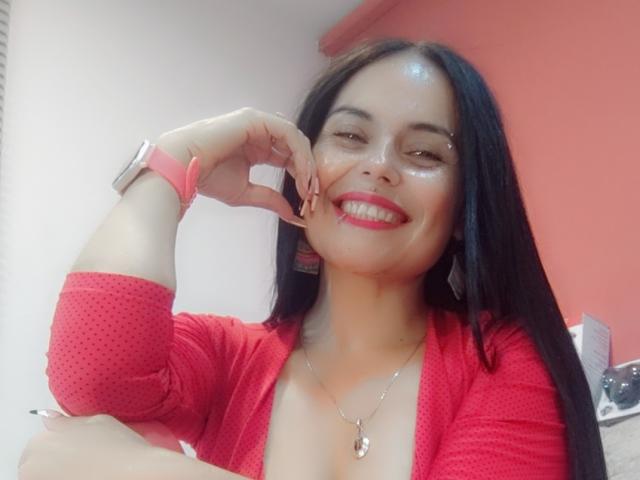 CharlotteCrofort - Live porn &amp; sex cam - 23787425