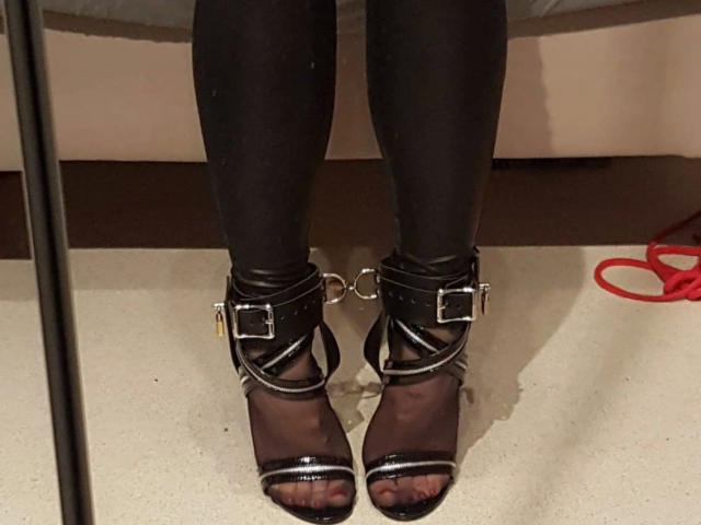 slaveben1-hot - Live porn &amp; sex cam - 23790093