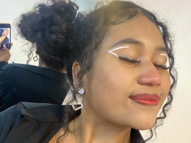 SophieSonyas - Live Sex Cam - 23793873