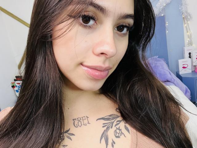 ChanelDeRosee - Live sex cam - 23794561