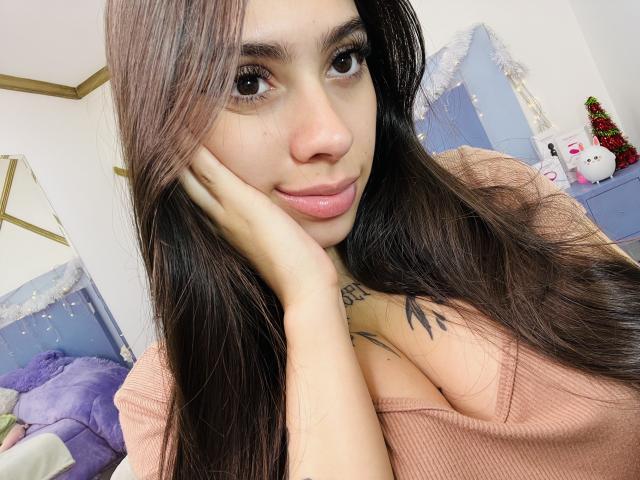 ChanelDeRosee - Live porno og sexkamera - 23794573