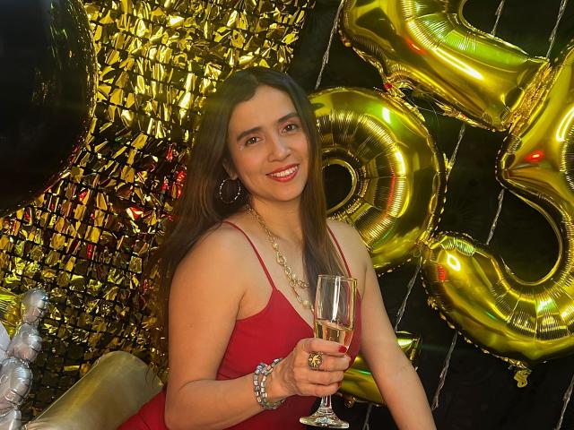 HeidyWells - Porno na żywo i seks kamera - 23795425