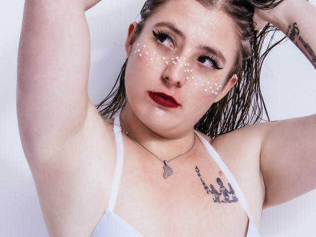 AmbarAllen - Live porn &amp; sex cam - 23797453