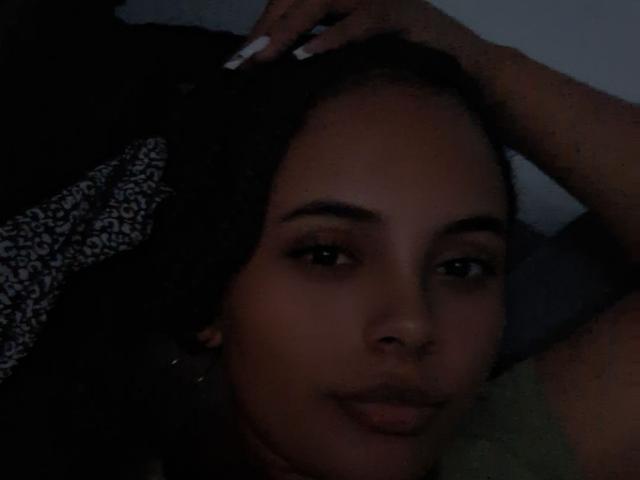 JackelineRoset - сексуальная веб-камера в реальном времени - 23800897