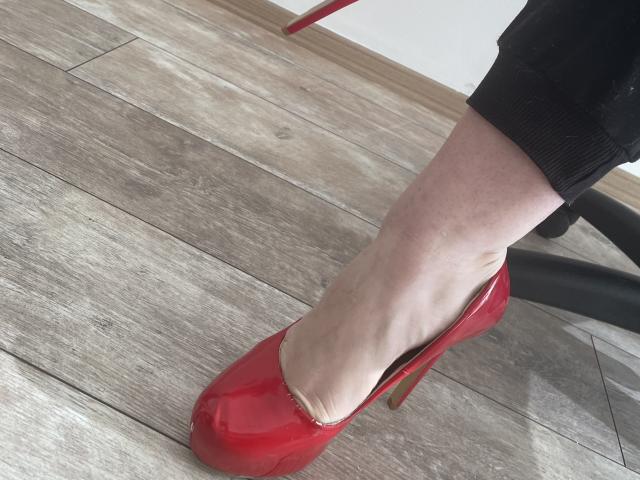 Giweri - Live porn &amp; sex cam - 23802189