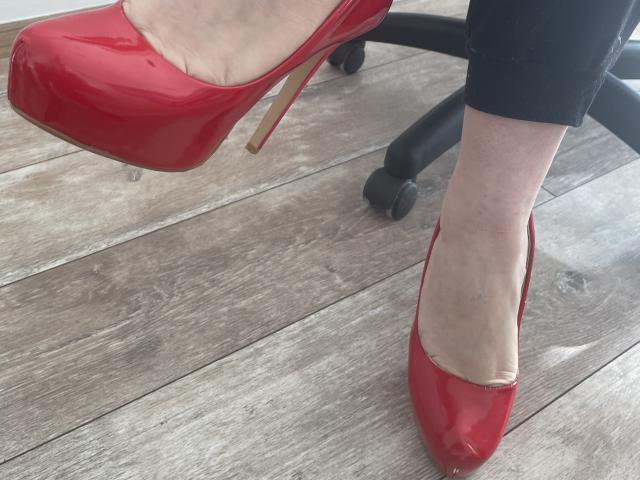 Giweri - Live porn &amp; sex cam - 23802193