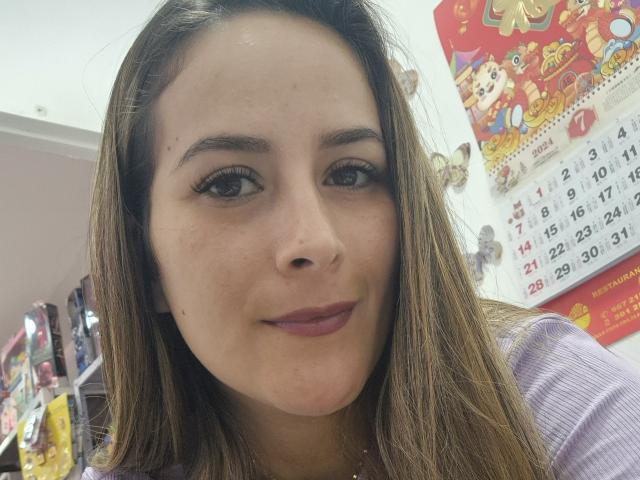 RousseMelinda - Live porn &amp; sex cam - 23806093