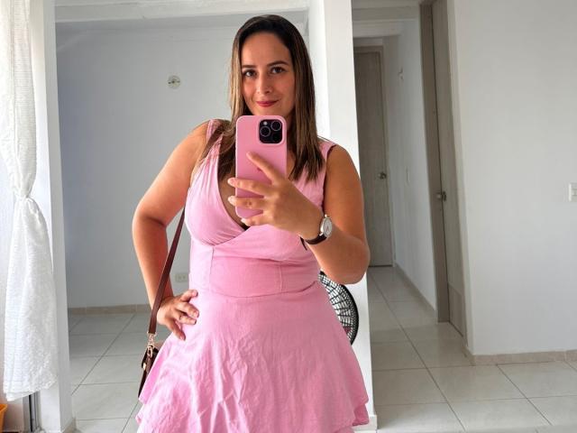 RousseMelinda - Sexe cam en vivo - 23806109