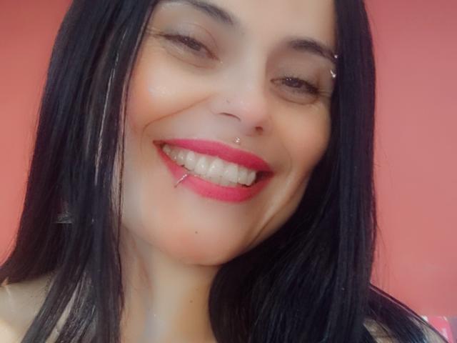 CharlotteCrofort - Live porn &amp; sex cam - 23812421