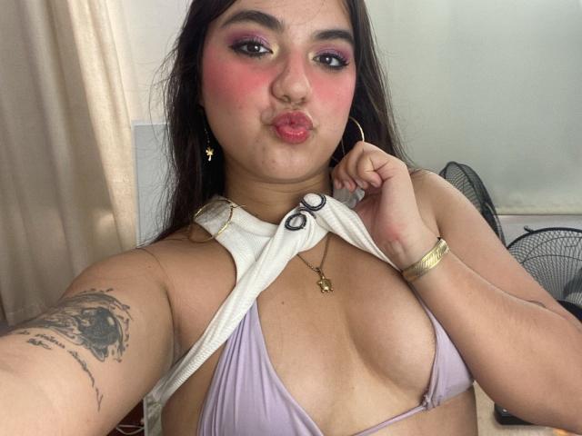 VictoriaSaens - Live porn &amp; sex cam - 23813653