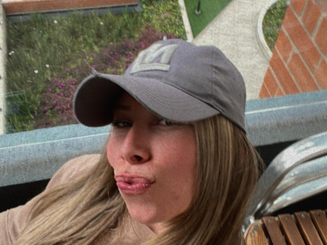 JennyLawry - Live porno og sexkamera - 23815937