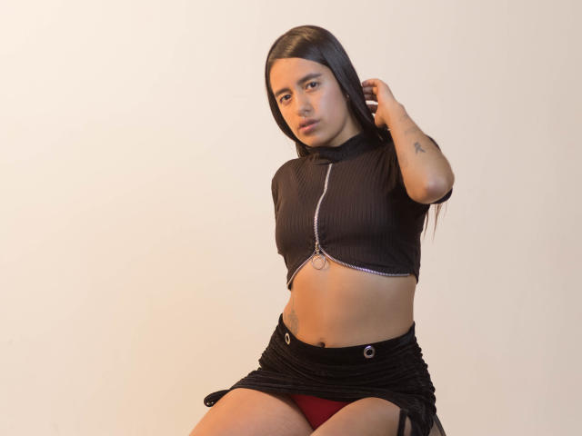 EvaaJhones - Live porn &amp; sex cam - 23817301