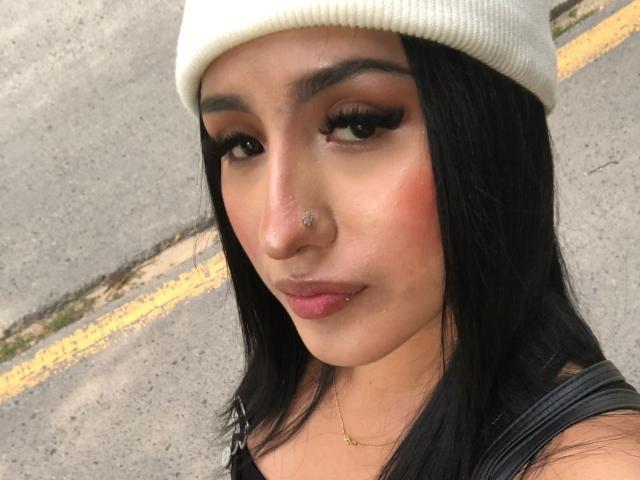 NickiClark - Live porn &amp; sex cam - 23817725