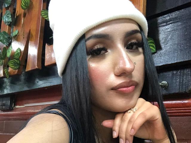 NickiClark - Live sex cam - 23817797