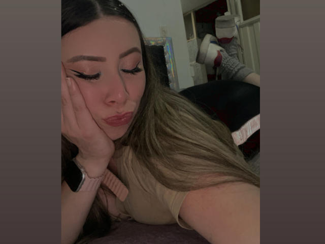 JennyLawry - Live porn &amp; sex cam - 23818909